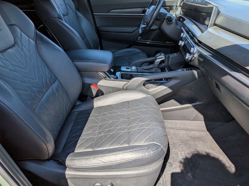 Used 2023 Green Kia SX-Prestige X-Pro image 36
