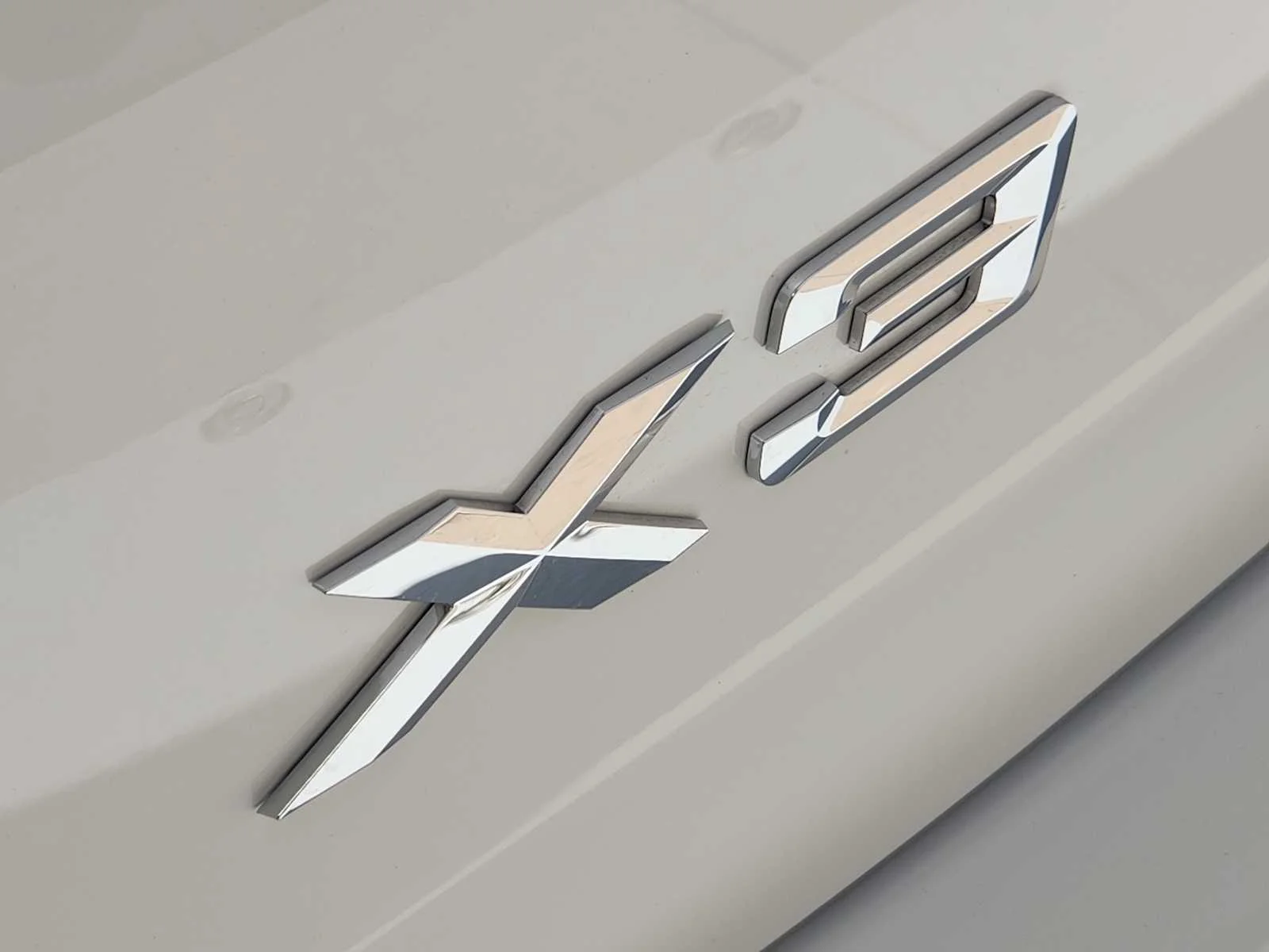 Certified Used 2024 Alpine White BMW xDrive30i image 10