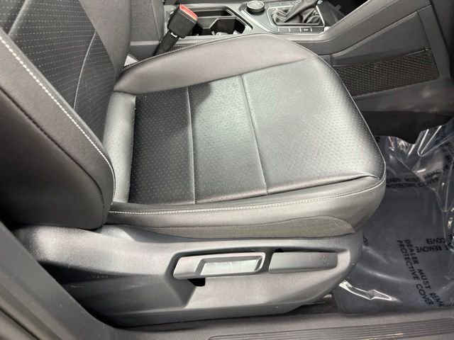 Used 2021 Gray Volkswagen 2.0T SE image 25
