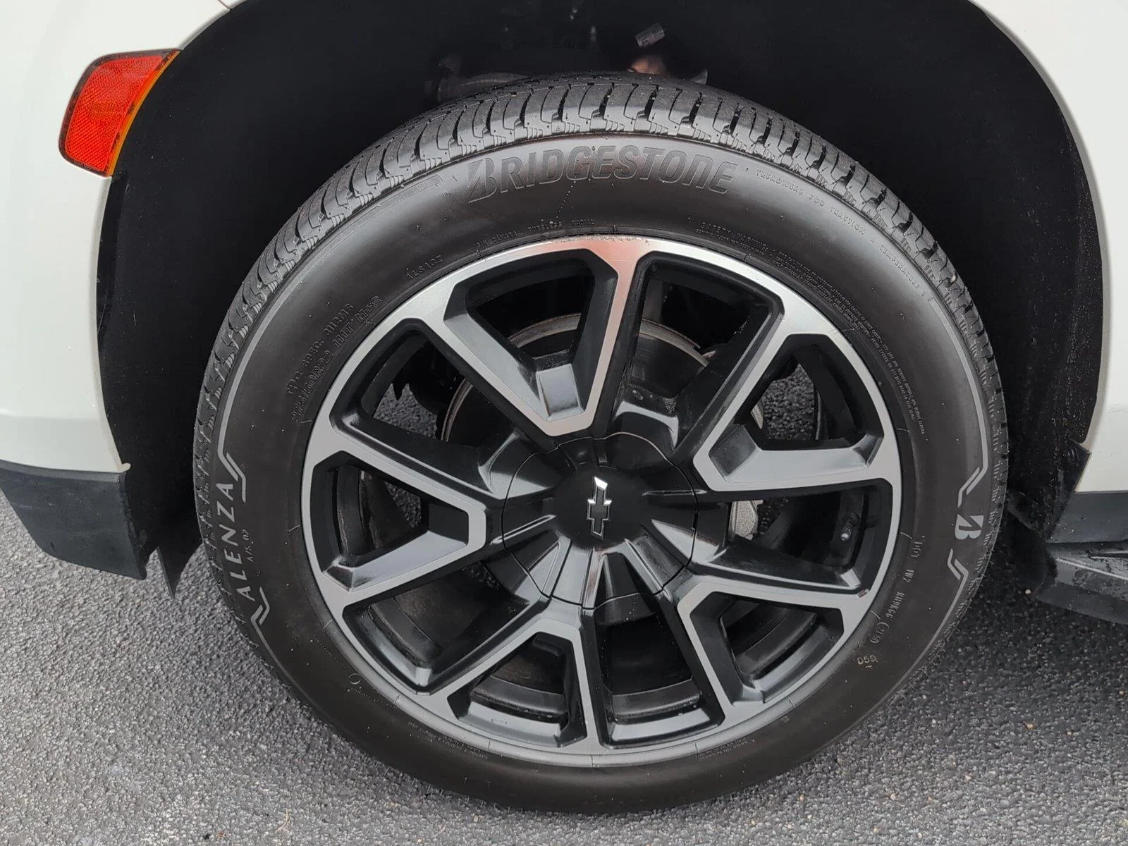 Used 2023 SUMMIT WHITE Chevrolet RST image 11