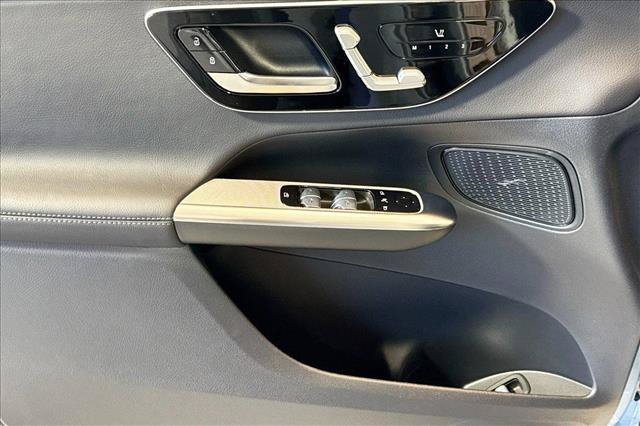 New 2026 Cirrus Silver Metallic Mercedes-Benz GLC 300 image 46