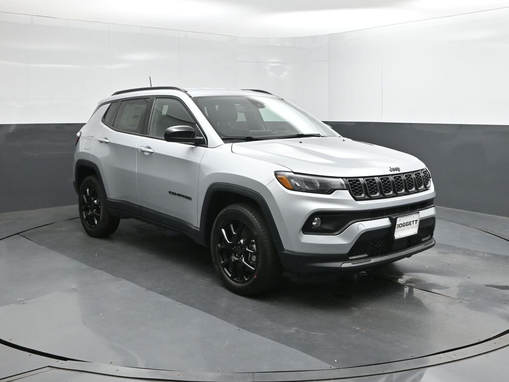 New 2026 Silver Zynith Metallic Clearcoat Jeep Latitude image 26