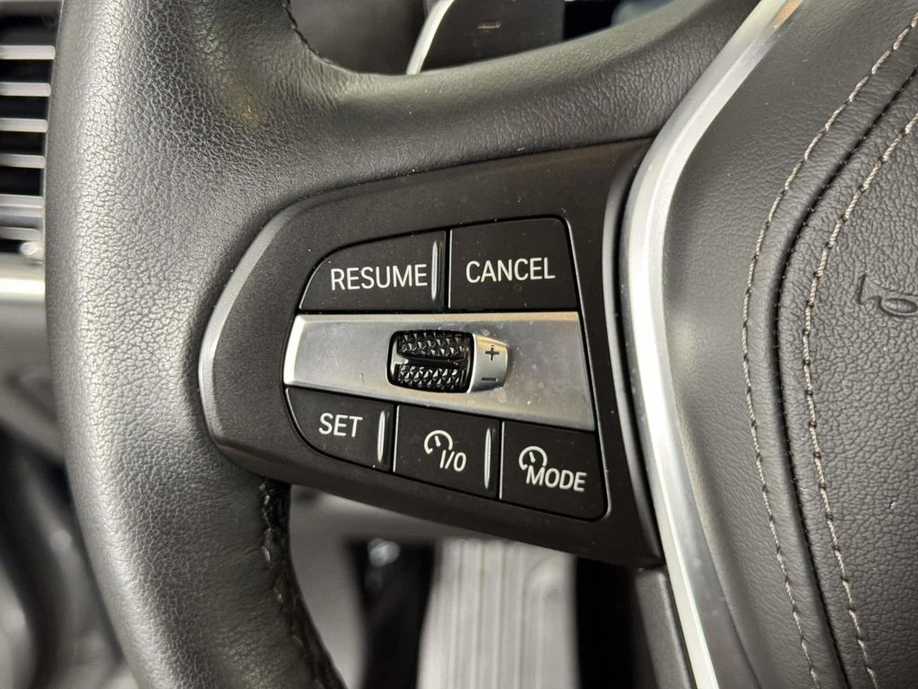 Certified Used 2024 Gray BMW xDrive40i image 22