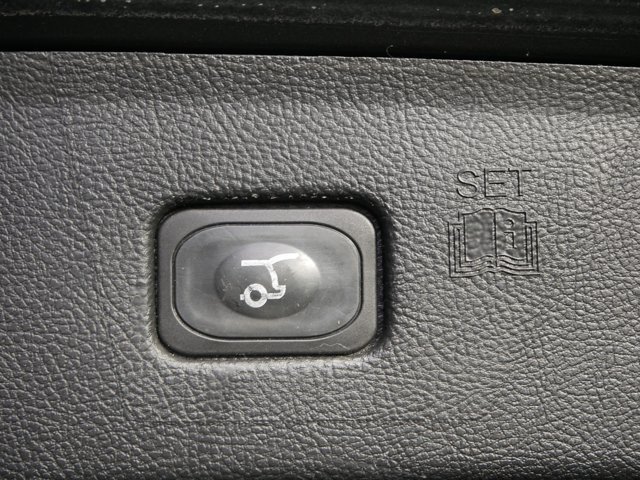 Used 2015 Guard Metallic Ford Titanium image 15