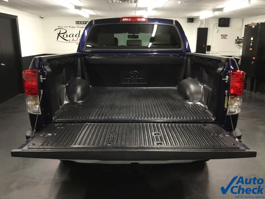 Used 2010 Blue Toyota Limited image 12