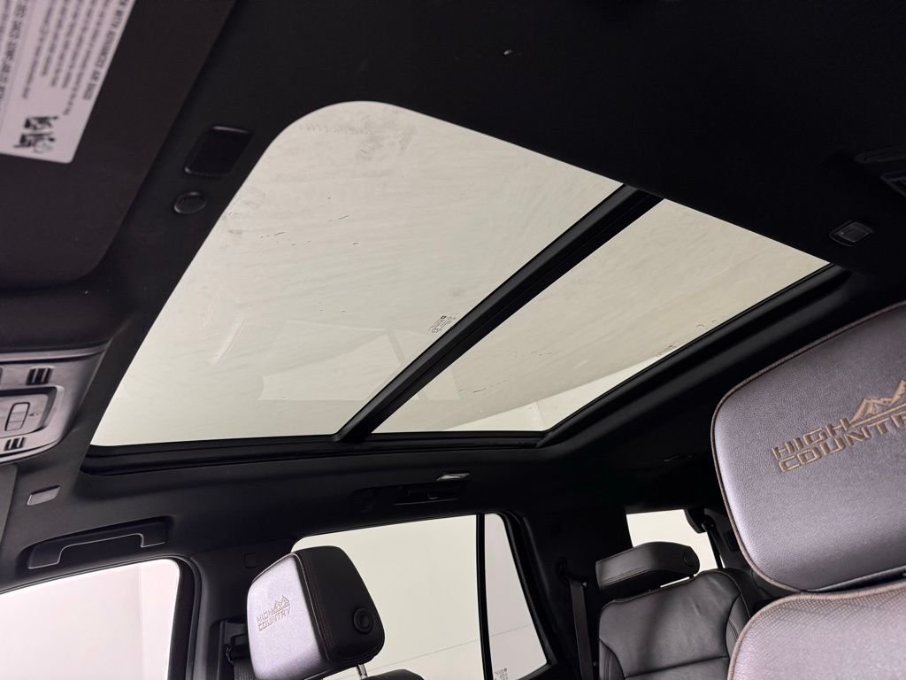 Used 2021 Summit White Chevrolet High Country image 16