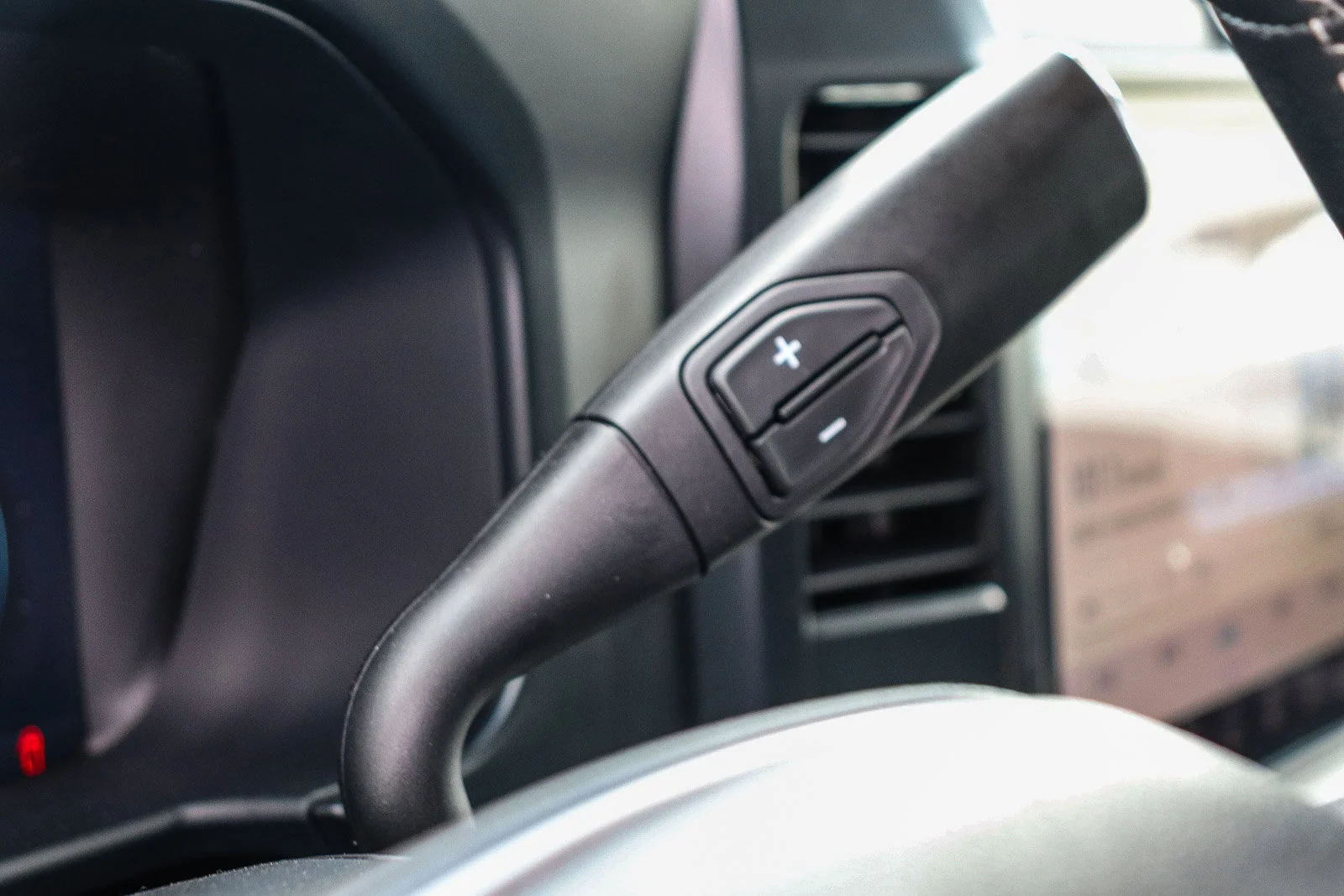 New 2026 Carbonized Gray Metallic Ford F-250® Lariat® image 21