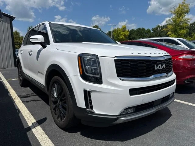 Certified Used 2022 White Kia SX image 5