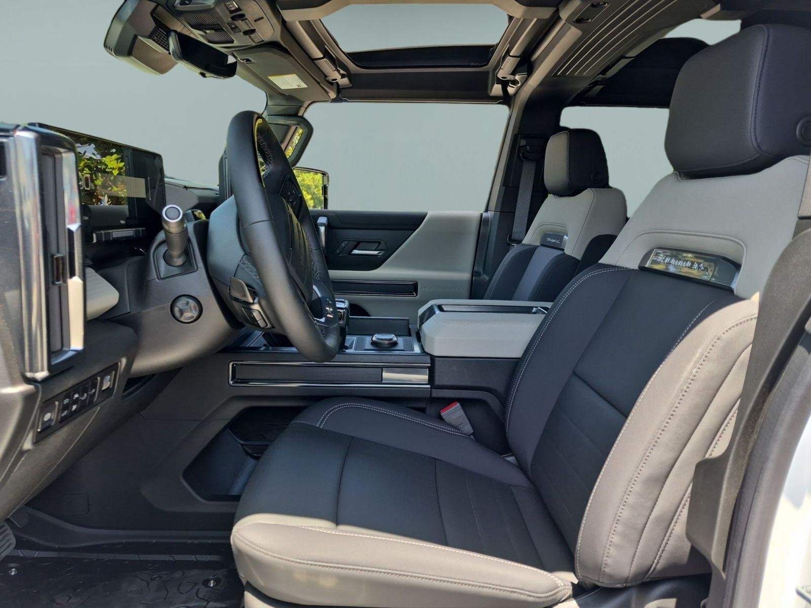 2026 GMC HUMMER EV 2X - Photo 18