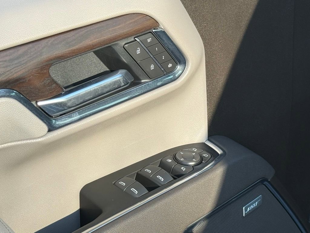 2026 GMC Sierra 1500 SLT - Photo 19