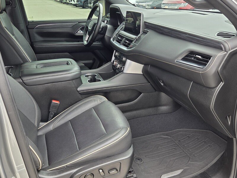 Used 2023 Sterling Metallic GMC 2WD 4DR SLT image 21