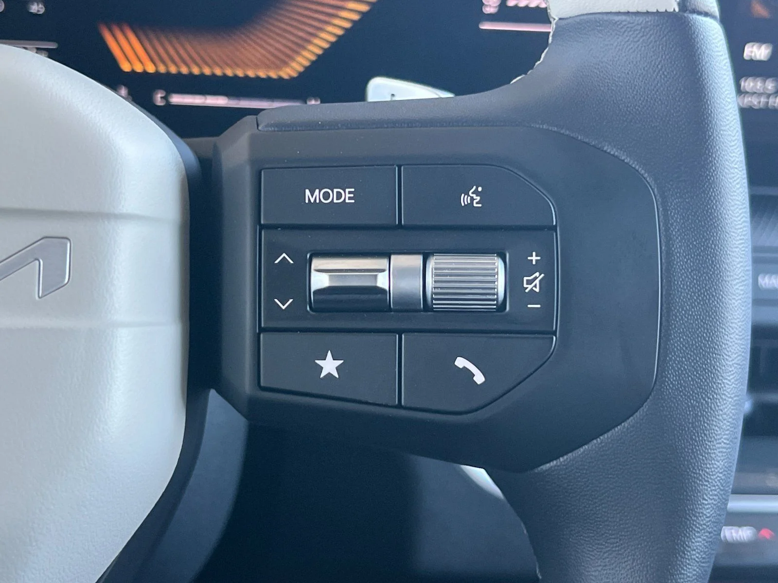 New 2026 White Kia GT-Line image 25