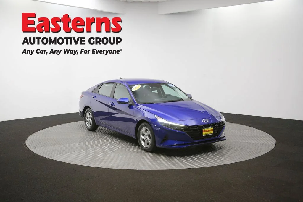 Used 2023 Blue Hyundai SE image 48