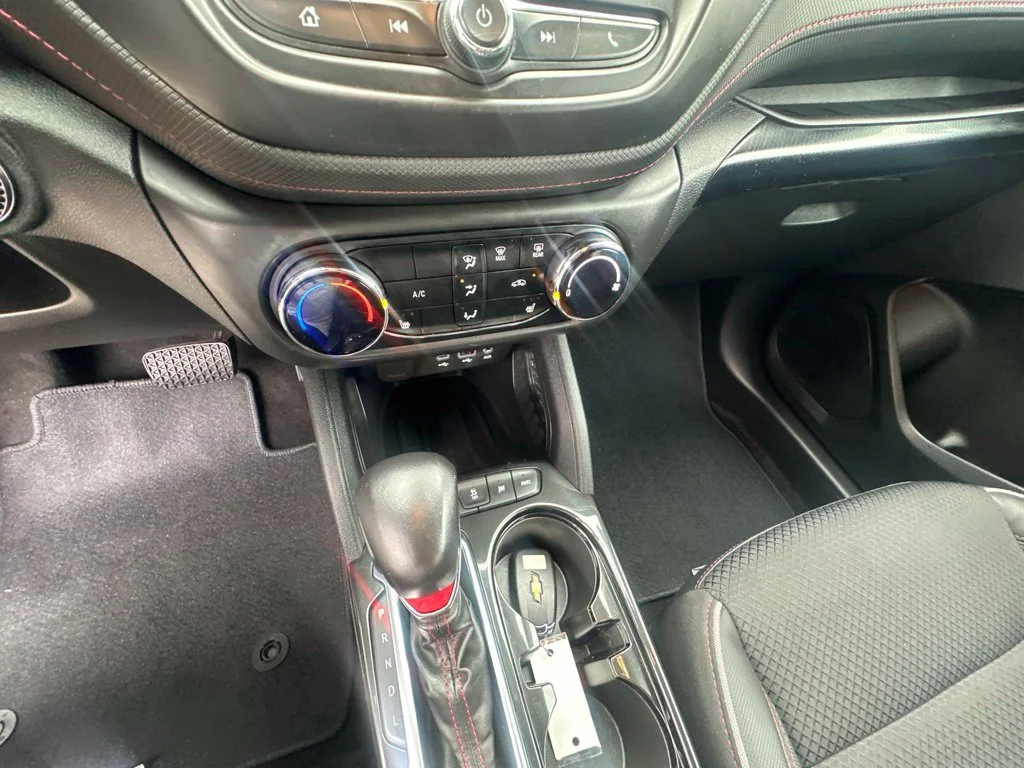 Used 2023 White Chevrolet RS image 17