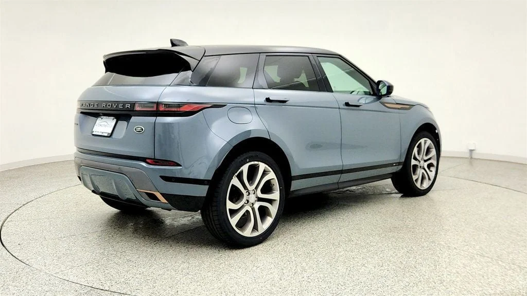 Used 2020 Nolita Grey Metallic Land Rover P250 First Edition w/ Upgraded Wheels & Adaptive Dynamics image 5