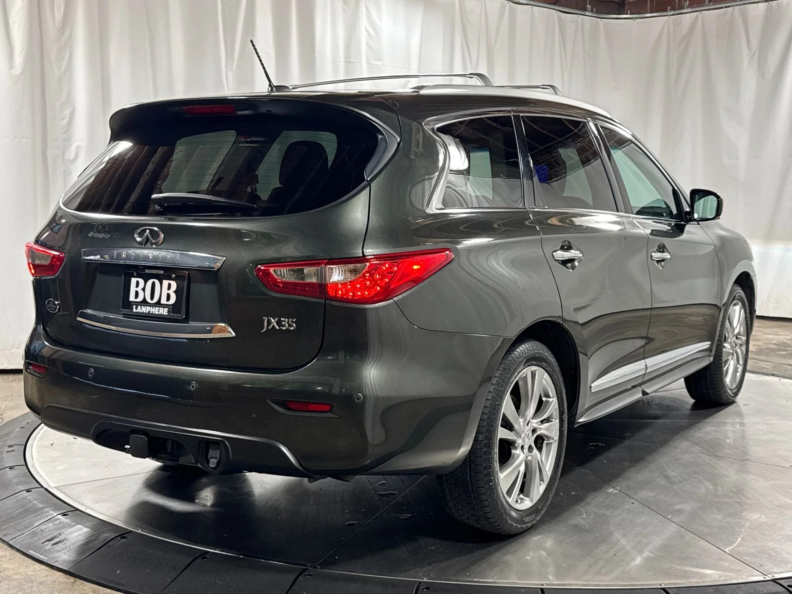 Used 2013 Green INFINITI Base image 12