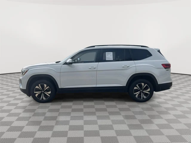 2024 Volkswagen Atlas 2.0T SE
