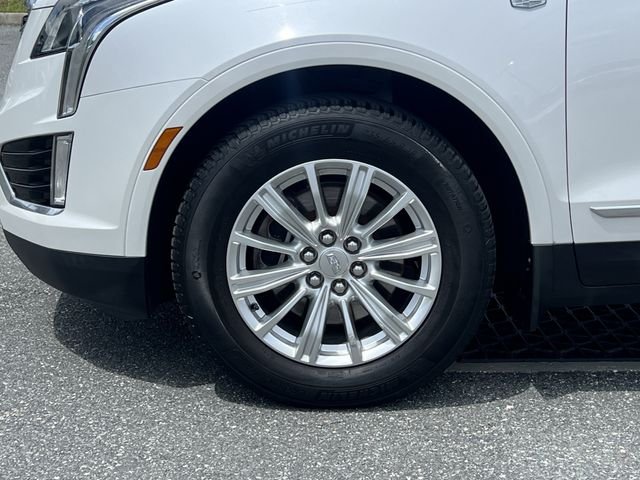 Used 2019 White Cadillac Base image 10
