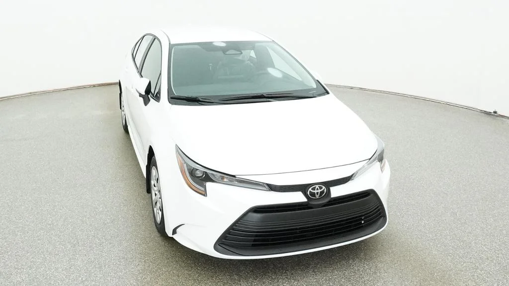New 2026 Ice Cap Toyota LE image 8