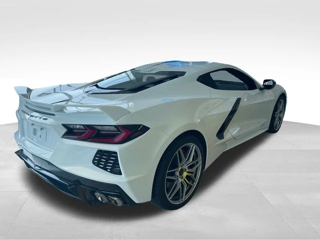 Used 2020 White Chevrolet Stingray image 6