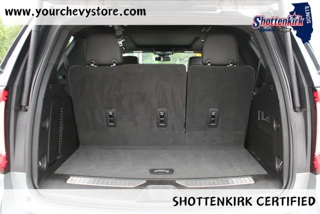 Used 2023 Silver GMC Denali image 21