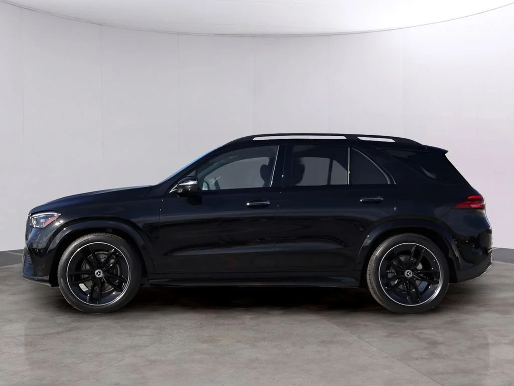 New 2026 Obsidian Black Metallic Mercedes-Benz GLE 580 image 44