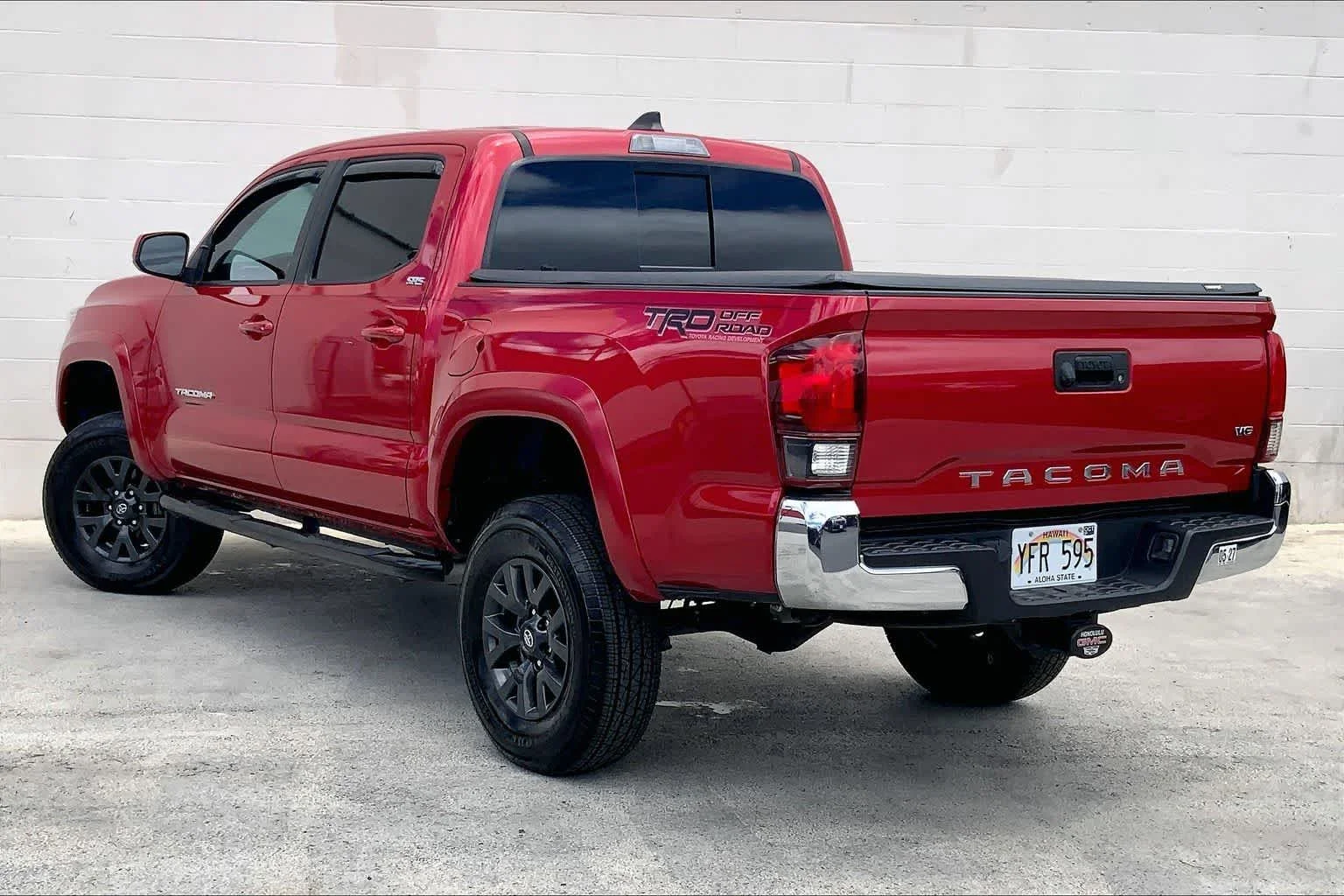 Used 2023  Toyota SR5 image 4
