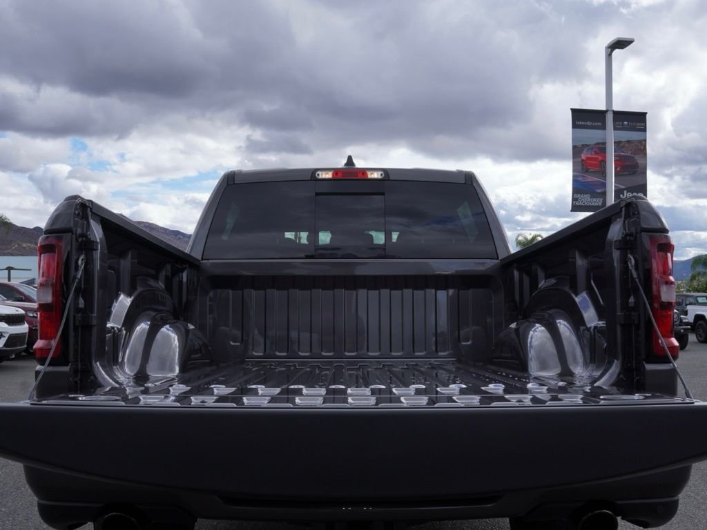 New 2026 Granite Crystal Metallic Clear-Coat Exterior Paint RAM Big Horn Level 2  Night Edition image 5