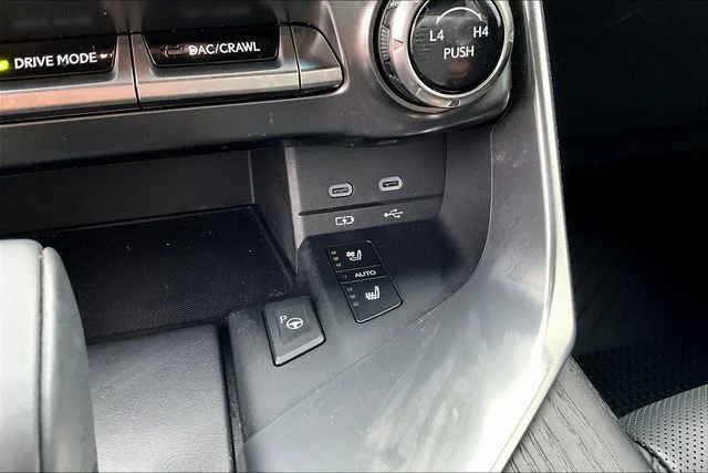 Used 2025 Green Lexus 700h Overtrail image 16