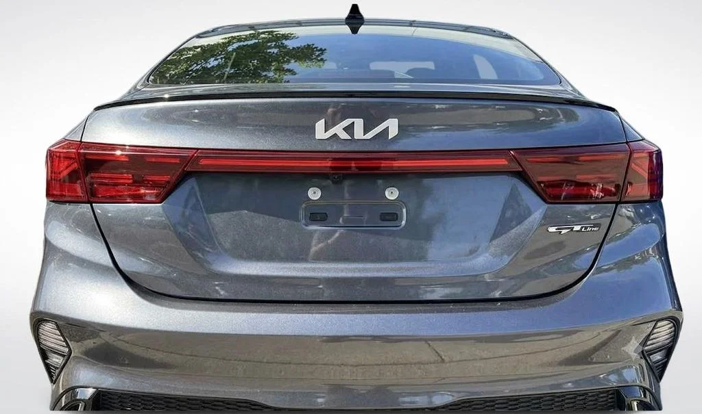 Used 2023 Gray Kia GT-Line image 3