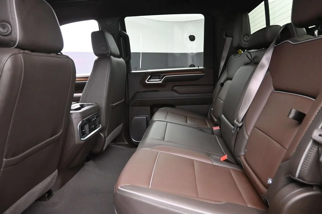 Used 2024 Red GMC Denali image 12