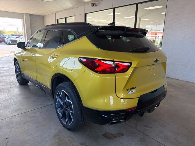 Used 2022 Yellow Chevrolet RS image 3