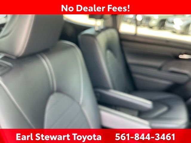 Used 2023 Blue Toyota XLE image 35