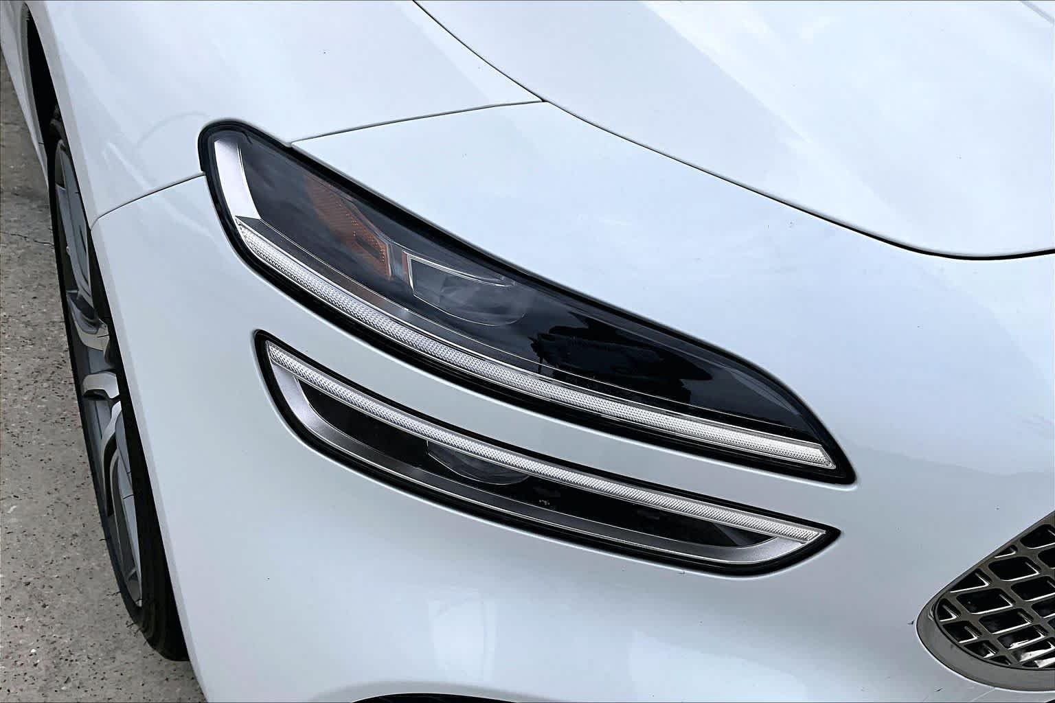 Used 2024 Uyuni White Genesis 2.5T image 26