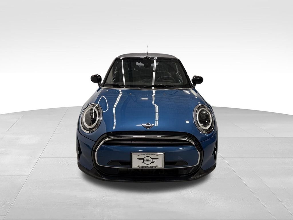Certified Used 2023 Island Blue metallic MINI  image 6