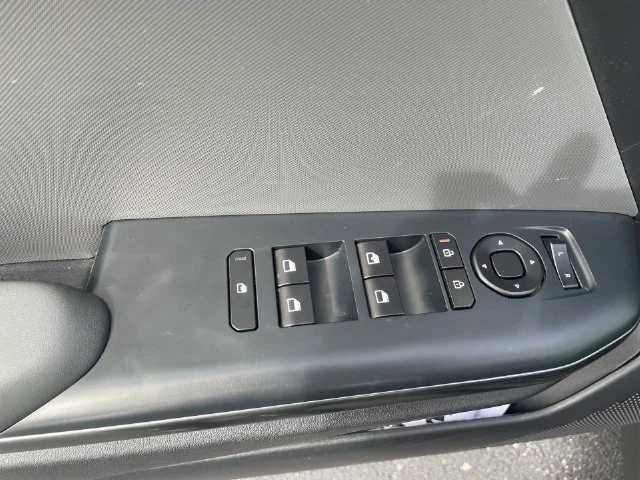2025 Kia K4 LXS - Photo 15