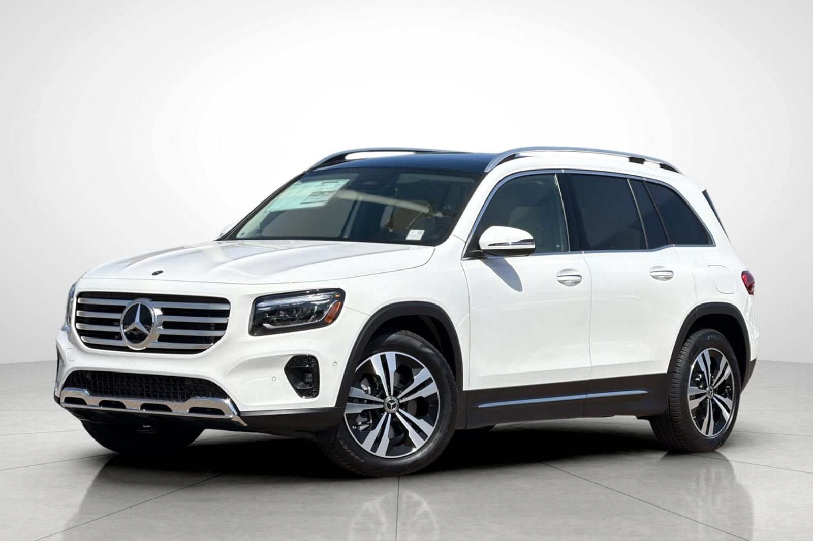 2026 Mercedes-Benz GLB GLB 250's photo