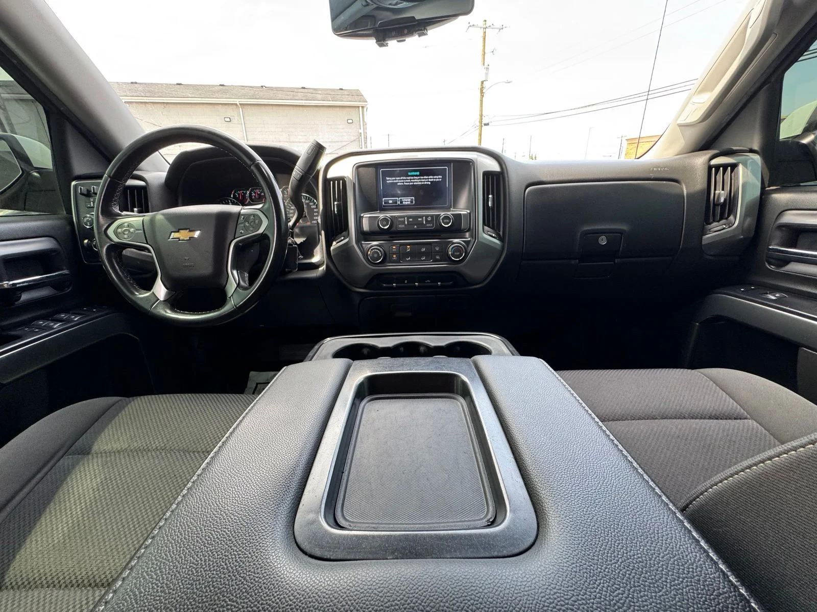 Used 2018 White Chevrolet LT image 26