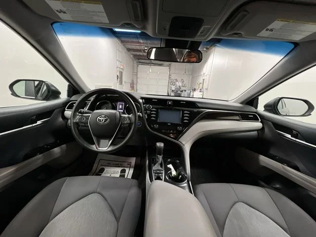 2020 Toyota Camry LE - Photo 20