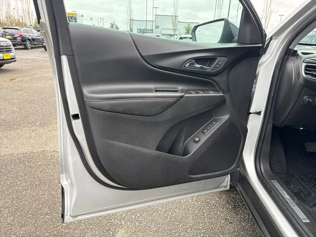 Used 2021 Silver Ice Metallic Chevrolet Premier image 15