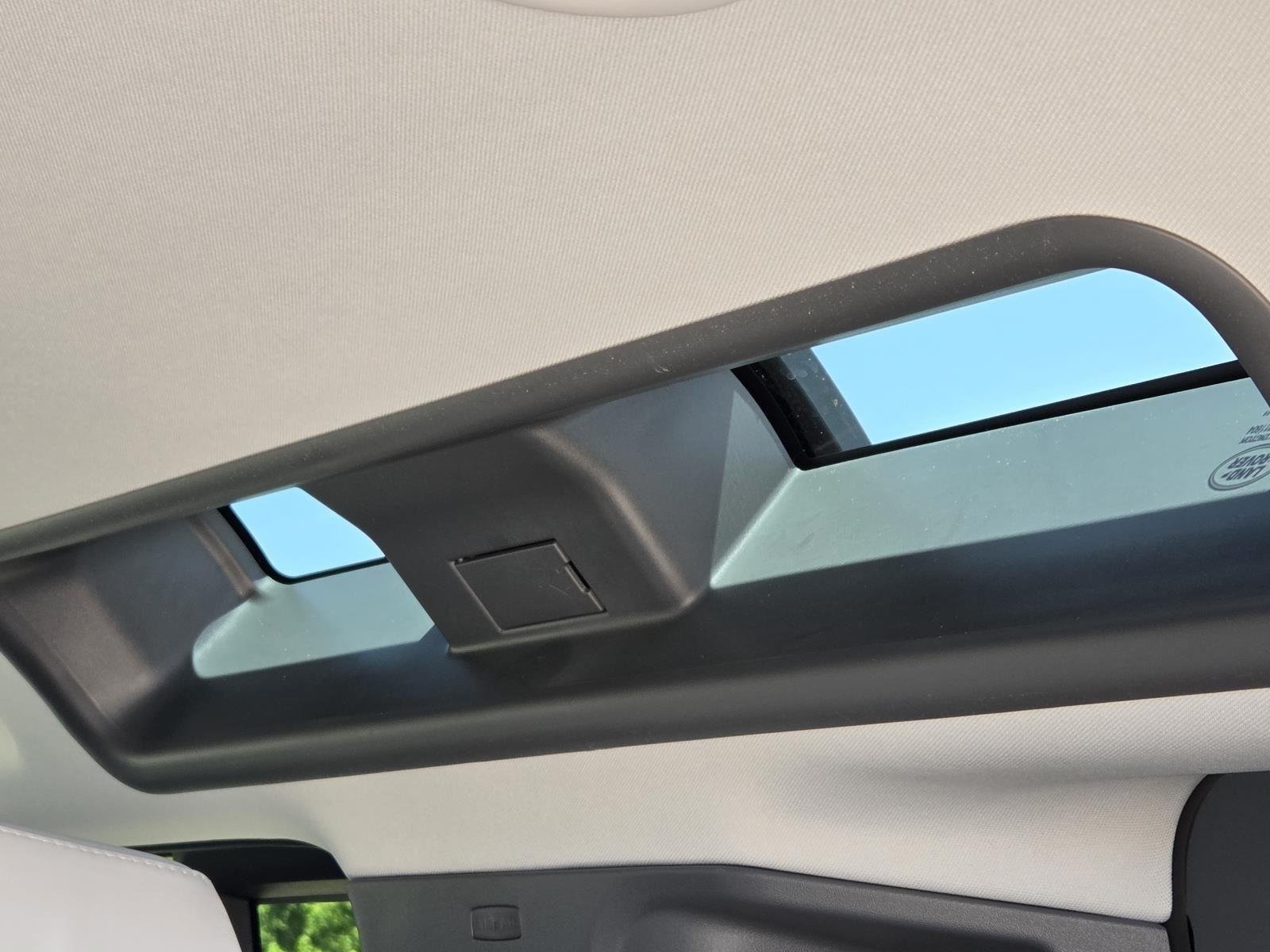 New 2026 Keswick Green LAND ROVER  image 14