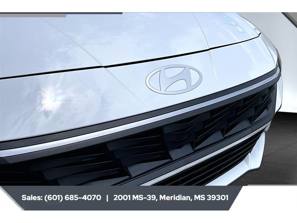 2025 Hyundai Elantra Blue - Photo 21