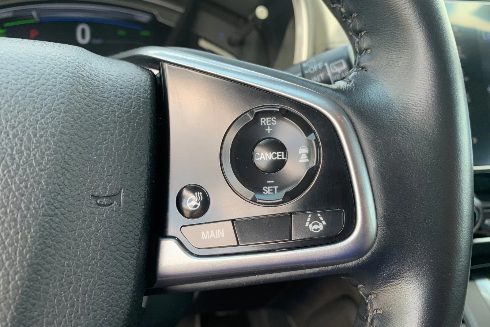 Used 2022 Silver Honda EX-L image 30