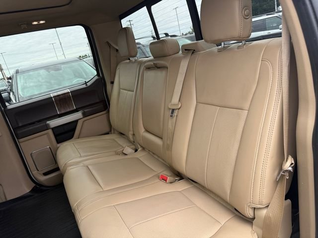 Used 2019 White Ford Lariat image 15