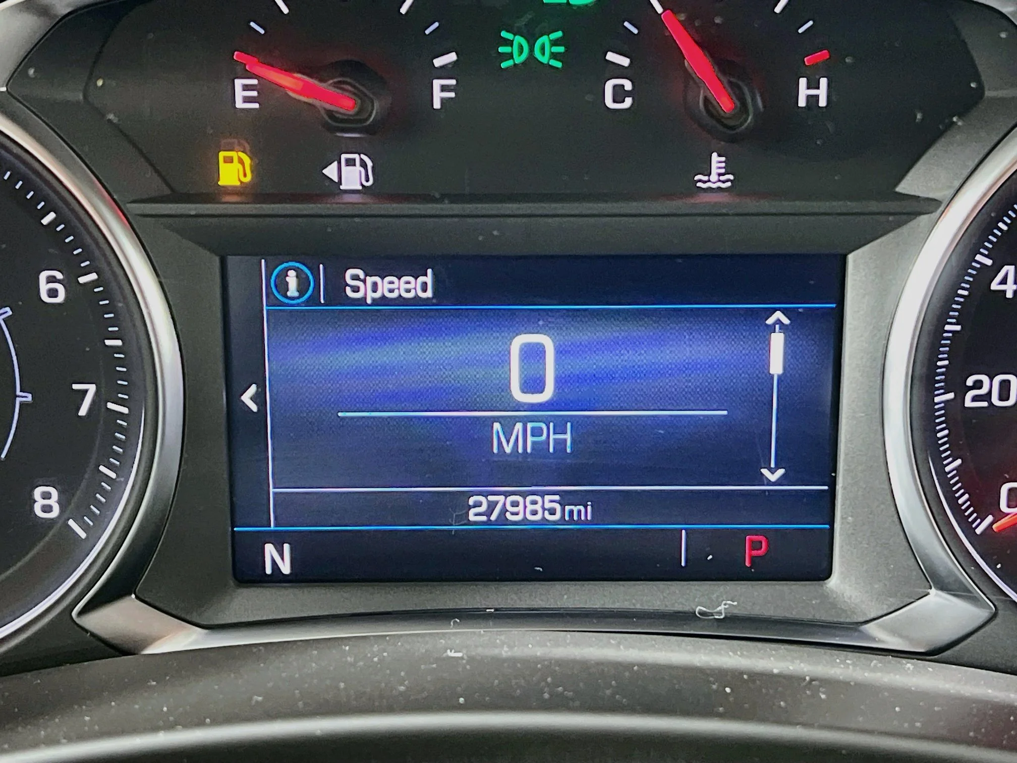 Used 2023 Ebony Twilight Metallic GMC SLE image 15