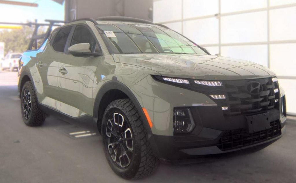 Used 2022 Hyundai Santa Cruz SEL Premium with VIN 5NTJDDAF7NH012662 for sale in Kansas City