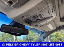 Used 2019 IRIDESCENT PEARL TRICOAT Chevrolet Premier image 18