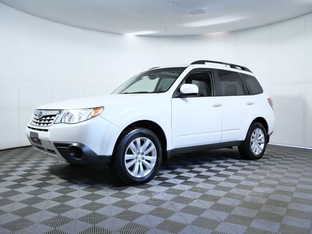Used 2011 White Subaru 2.5X image 2