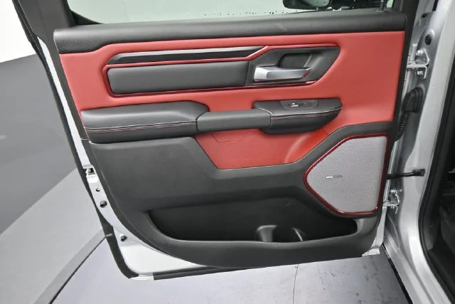 New 2026 Silver Zynith Exterior Paint RAM Rebel image 23