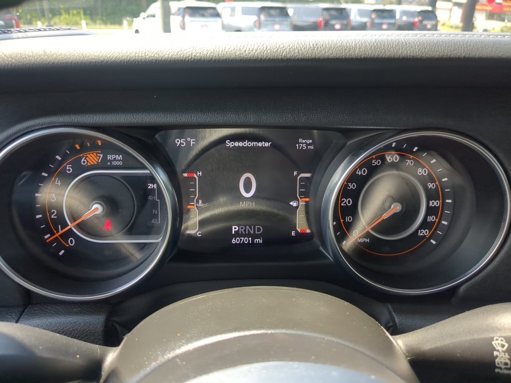 Used 2022 Black Clearcoat Jeep Unlimited Sahara image 15